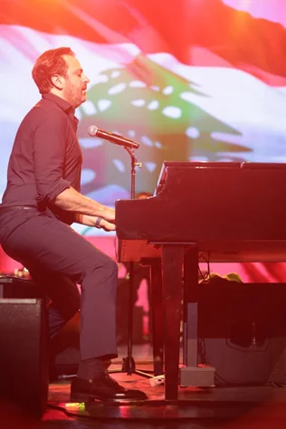 Guy Manoukian at Casino du Liban