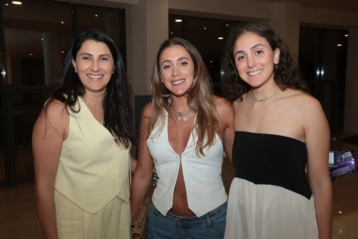 Guy Manoukian at Casino du Liban