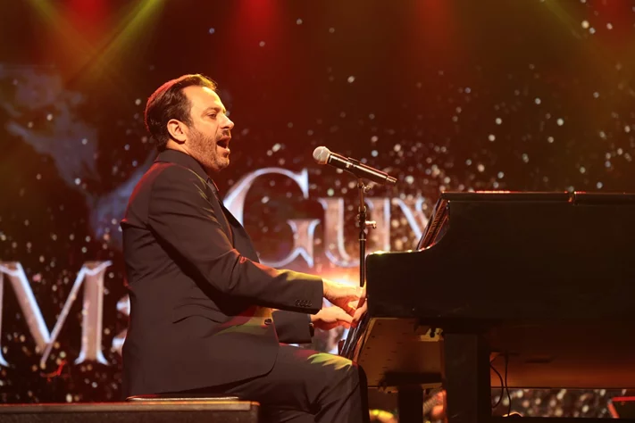Guy Manoukian at Casino du Liban