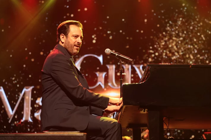 Guy Manoukian at Casino du Liban