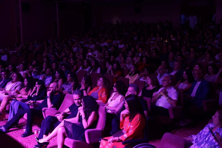 Guy Manoukian at Casino du Liban