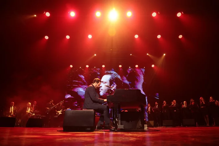 Guy Manoukian at Casino du Liban