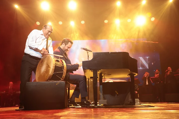 Guy Manoukian at Casino du Liban