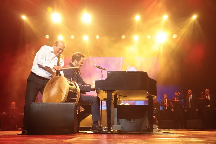 Guy Manoukian at Casino du Liban