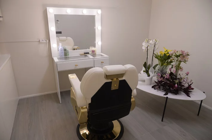 Opening of Salon Sami Idriss