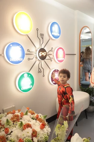 Opening of i-Pop Optics