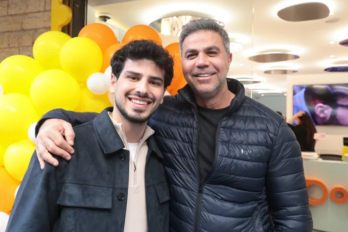 Opening of i-Pop Optics