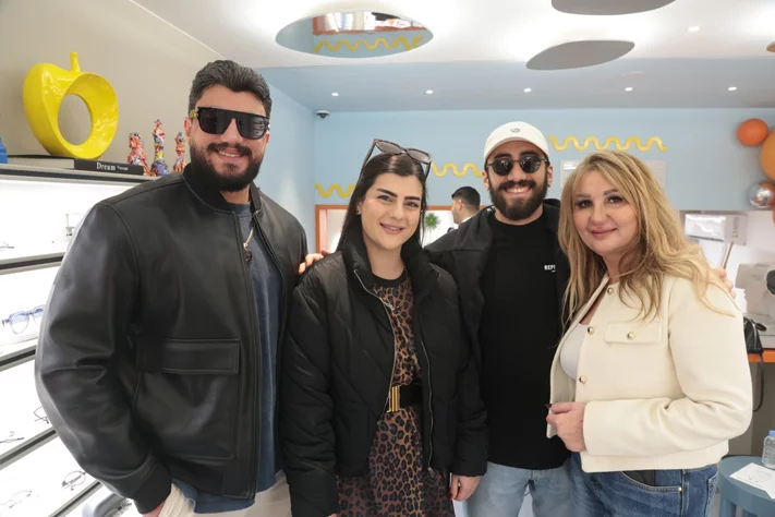 Opening of i-Pop Optics