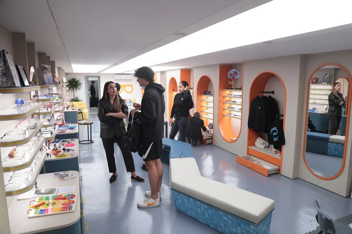 Opening of i-Pop Optics