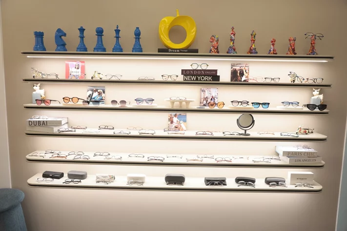 Opening of i-Pop Optics