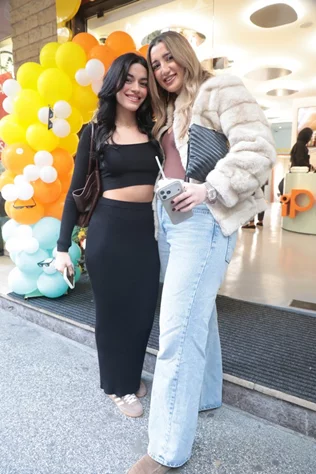 Opening of i-Pop Optics