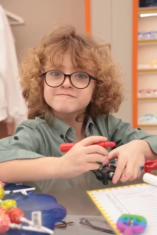 Opening of i-Pop Optics