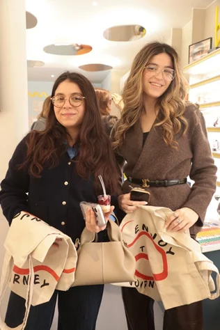 Opening of i-Pop Optics