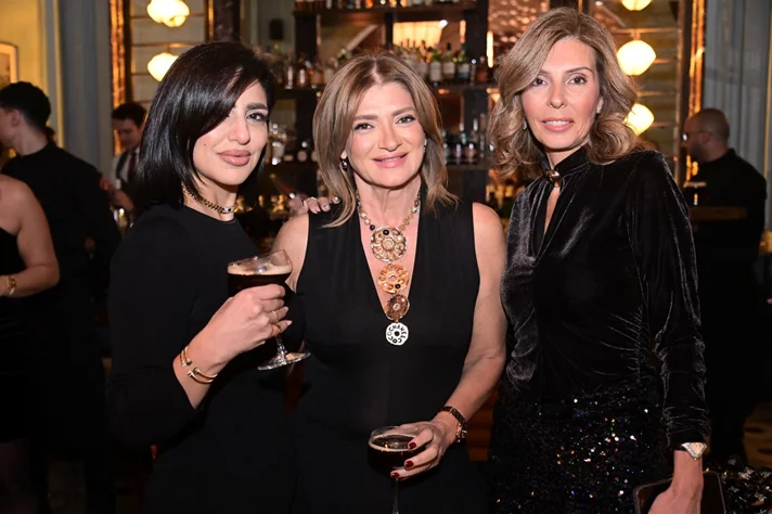 Feel The Magic of Isdin with Professor Zeina Tannous