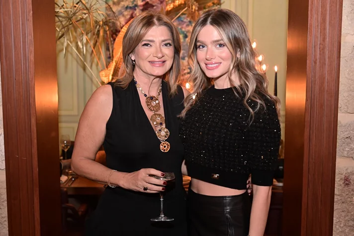 Feel The Magic of Isdin with Professor Zeina Tannous