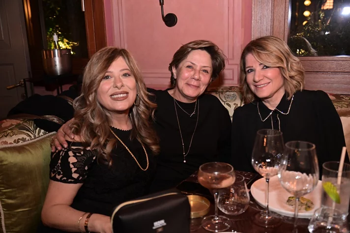 Feel The Magic of Isdin with Professor Zeina Tannous