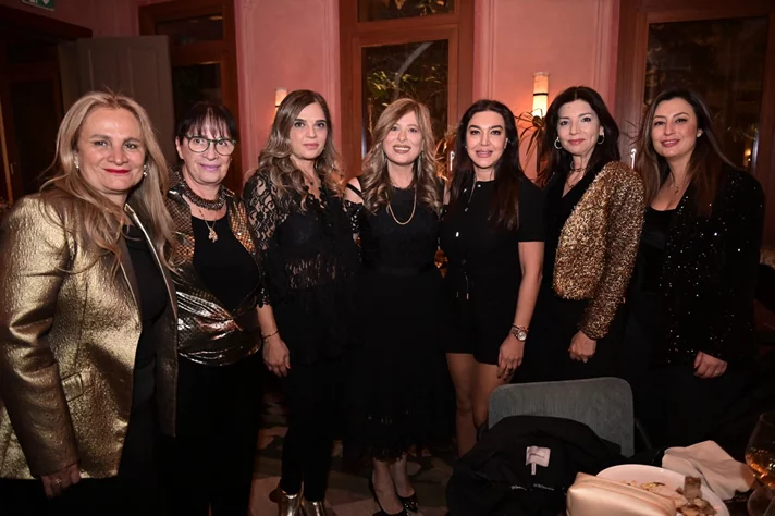 Feel The Magic of Isdin with Professor Zeina Tannous