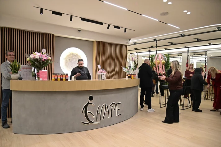 Grand Opening of i Shape Studio