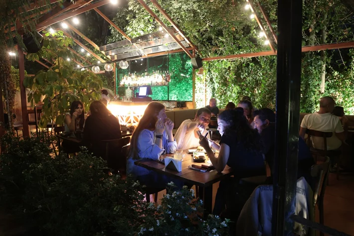 Ivy Social Club on Saturday Night