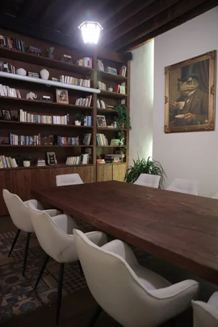 Ivy Social Club on Saturday Night