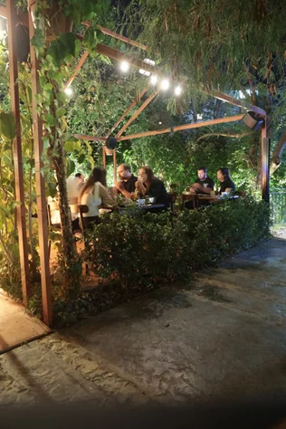 Ivy Social Club on Saturday Night