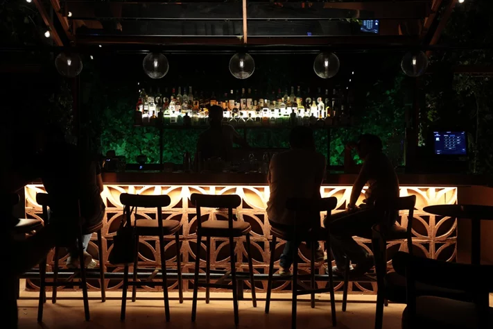 Ivy Social Club on Saturday Night