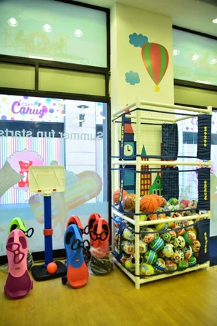 JouéClub Summer Edition Store at Beirut Souks