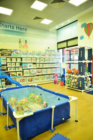 JouéClub Summer Edition Store at Beirut Souks