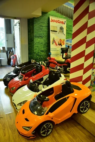 JouéClub Summer Edition Store at Beirut Souks