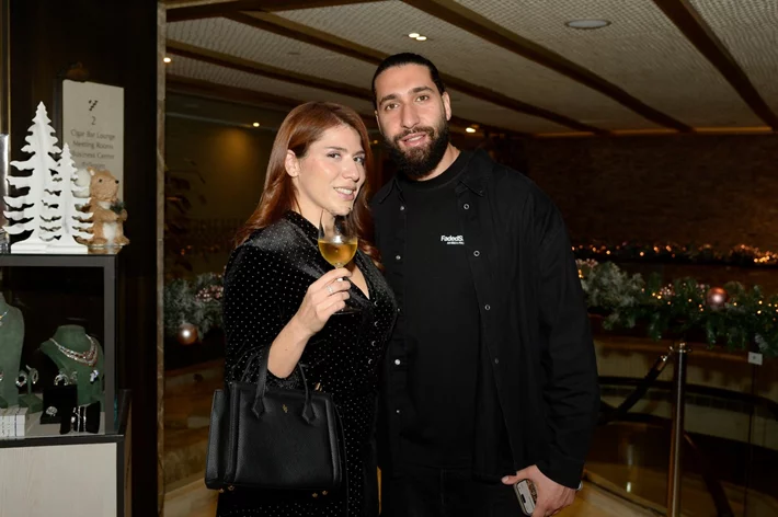 Christmas Tree Lighting Celebration at Kempinski Summerland Hotel & Resort