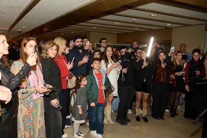 Christmas Tree Lighting Celebration at Kempinski Summerland Hotel & Resort