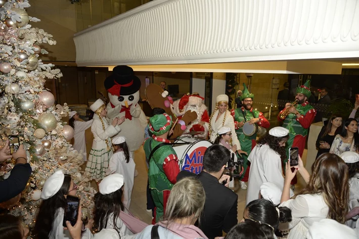 Christmas Tree Lighting Celebration at Kempinski Summerland Hotel & Resort