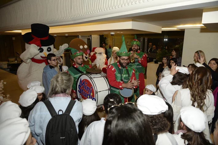 Christmas Tree Lighting Celebration at Kempinski Summerland Hotel & Resort