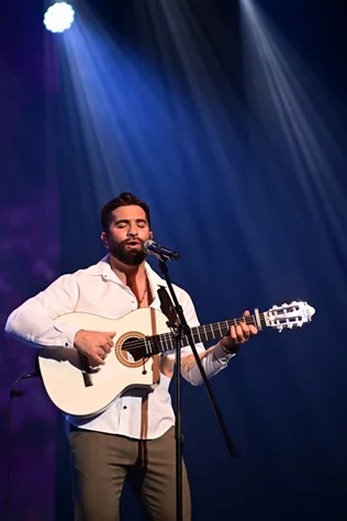 Kendji at Casino du Liban