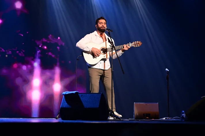 Kendji at Casino du Liban