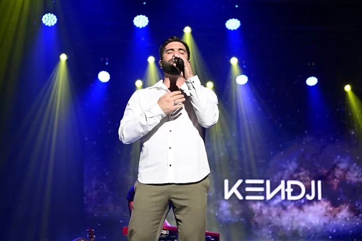 Kendji at Casino du Liban