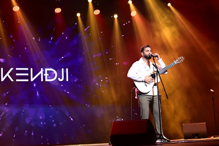 Kendji at Casino du Liban