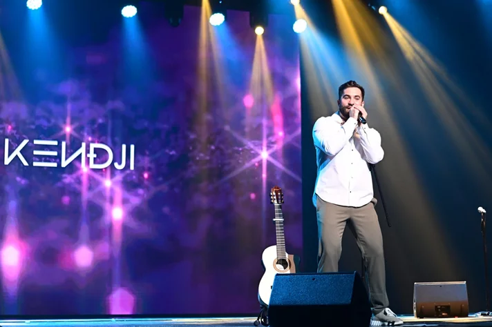 Kendji at Casino du Liban