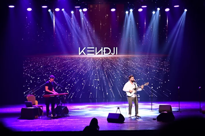 Kendji at Casino du Liban