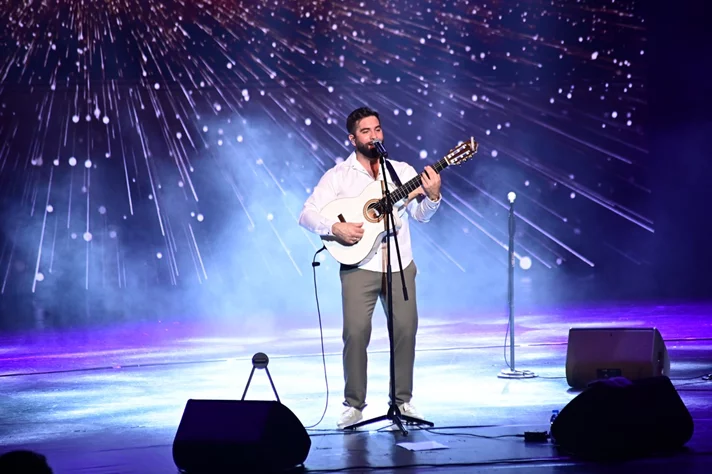 Kendji at Casino du Liban