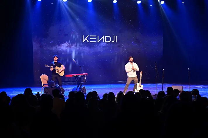 Kendji at Casino du Liban