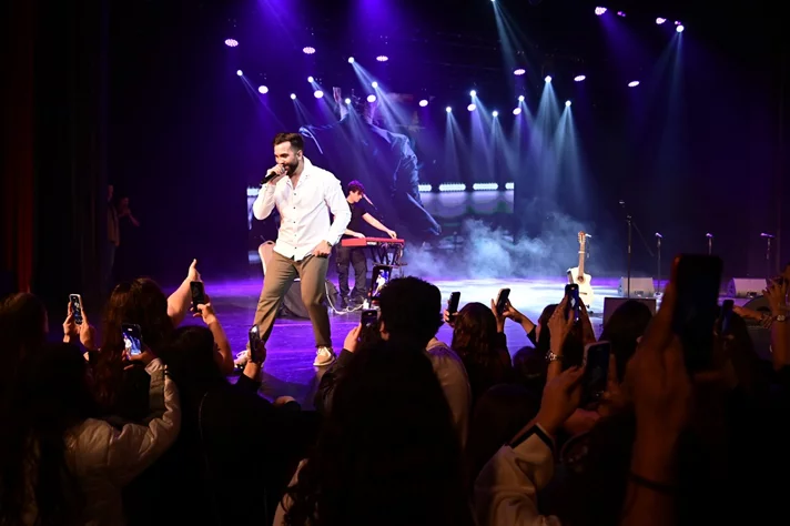 Kendji at Casino du Liban