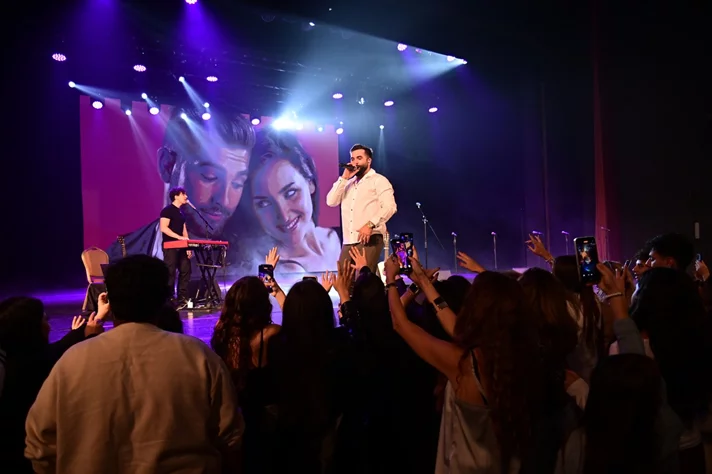 Kendji at Casino du Liban