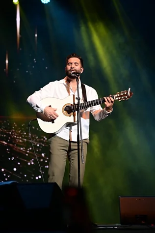 Kendji at Casino du Liban