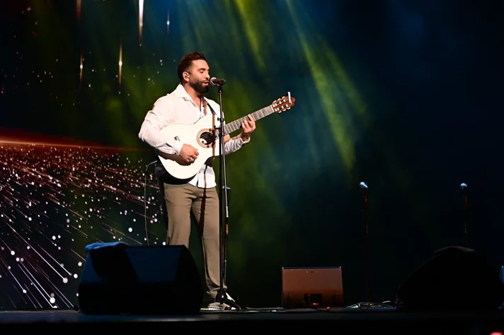 Kendji at Casino du Liban
