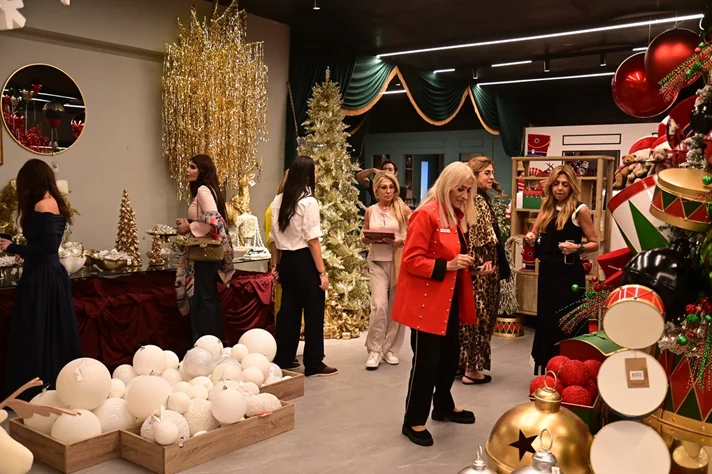 Christmas Collection at La Maison Khoury Home