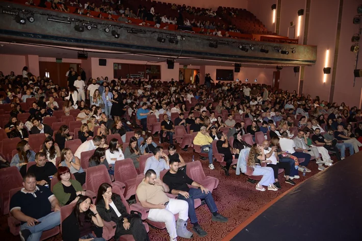 Laughing in Translation