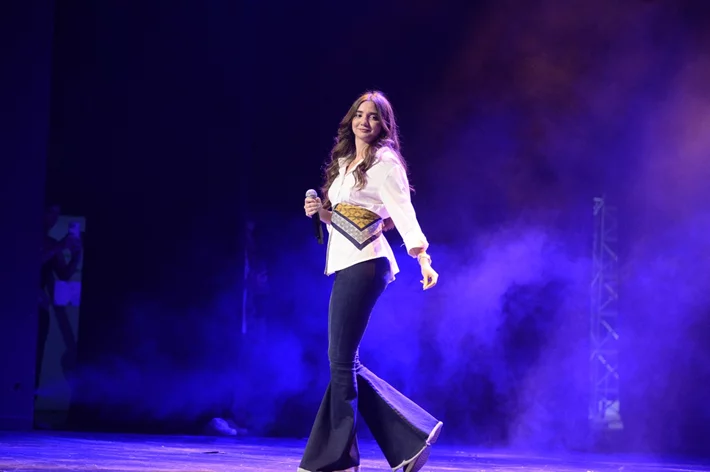 Laughing in Translation