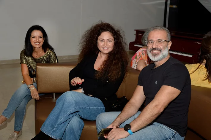 Laughing in Translation