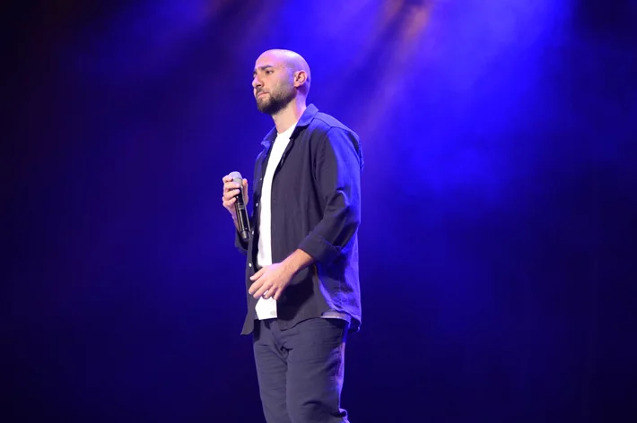 Laughing in Translation